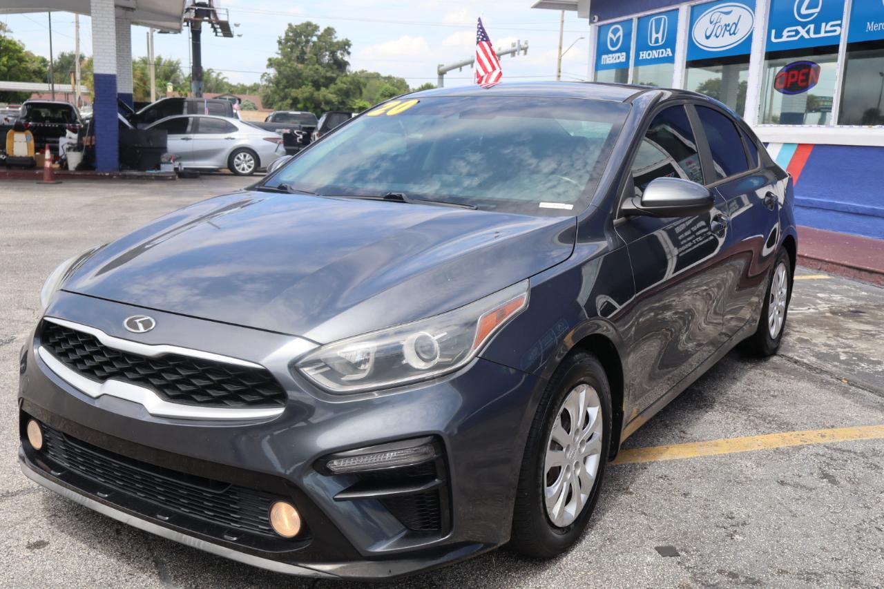 Kia Forte LXS IVT 2020
