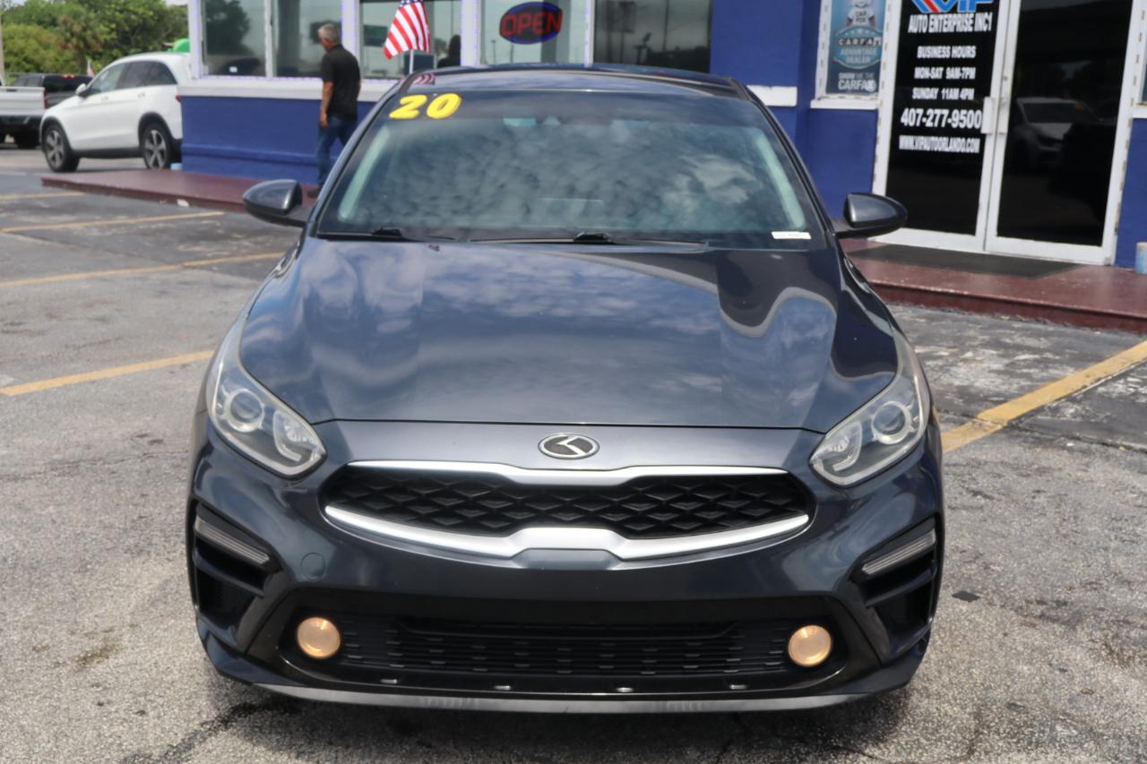 Kia Forte LXS IVT 2020