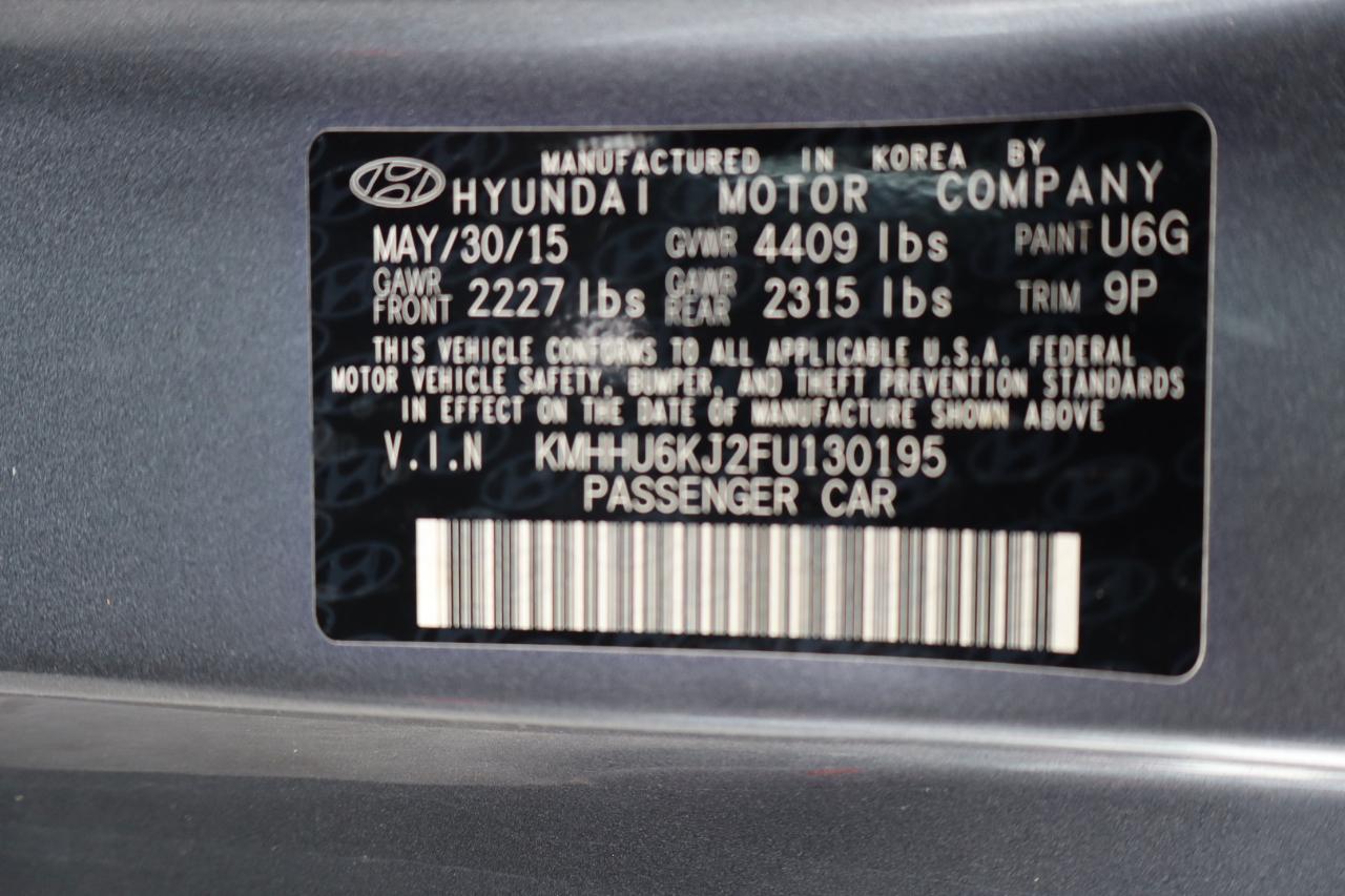 Hyundai Genesis Coupe 2dr 3.8L Auto Ultimate w/Tan Seats 2015