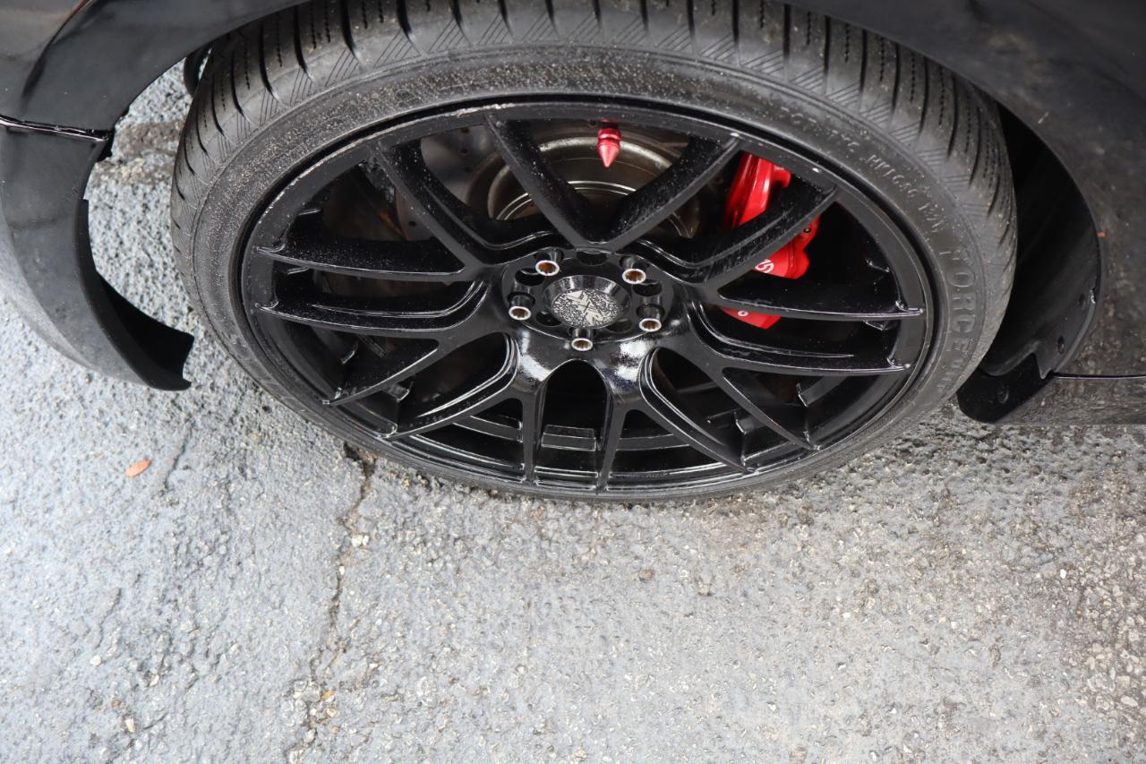 Hyundai Genesis Coupe 2dr I4 2.0T Man R-Spec 2013