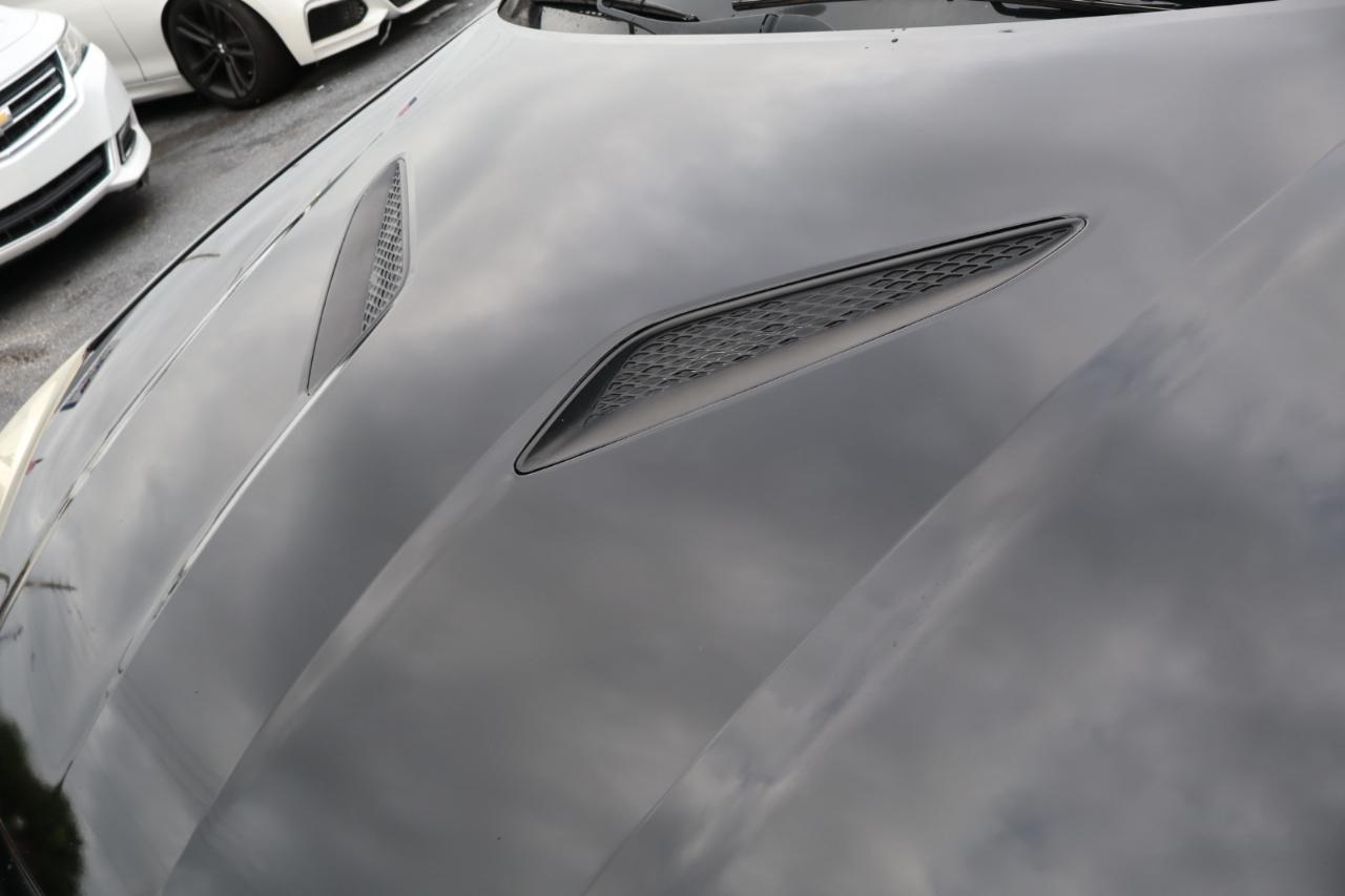 Hyundai Genesis Coupe 2dr I4 2.0T Man R-Spec 2013