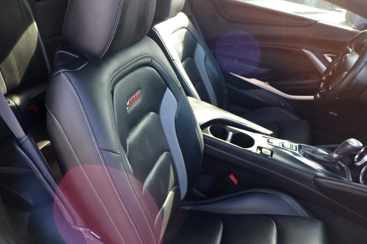Chevrolet Camaro 2dr Cpe 2SS 2016