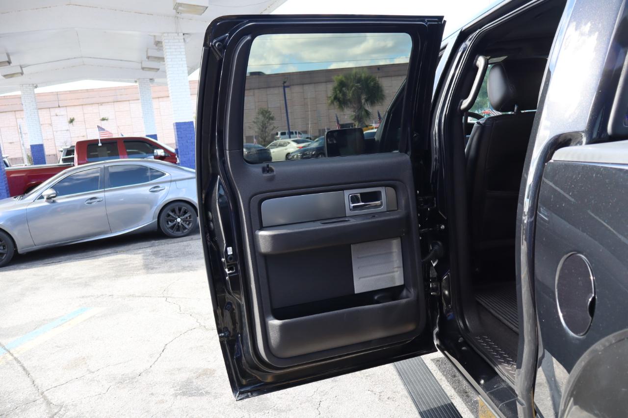 Ford F-150 4WD SuperCrew 145" SVT Raptor 2013
