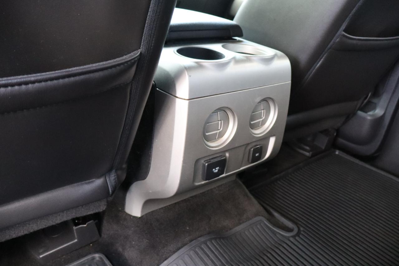 Ford F-150 4WD SuperCrew 145" SVT Raptor 2013