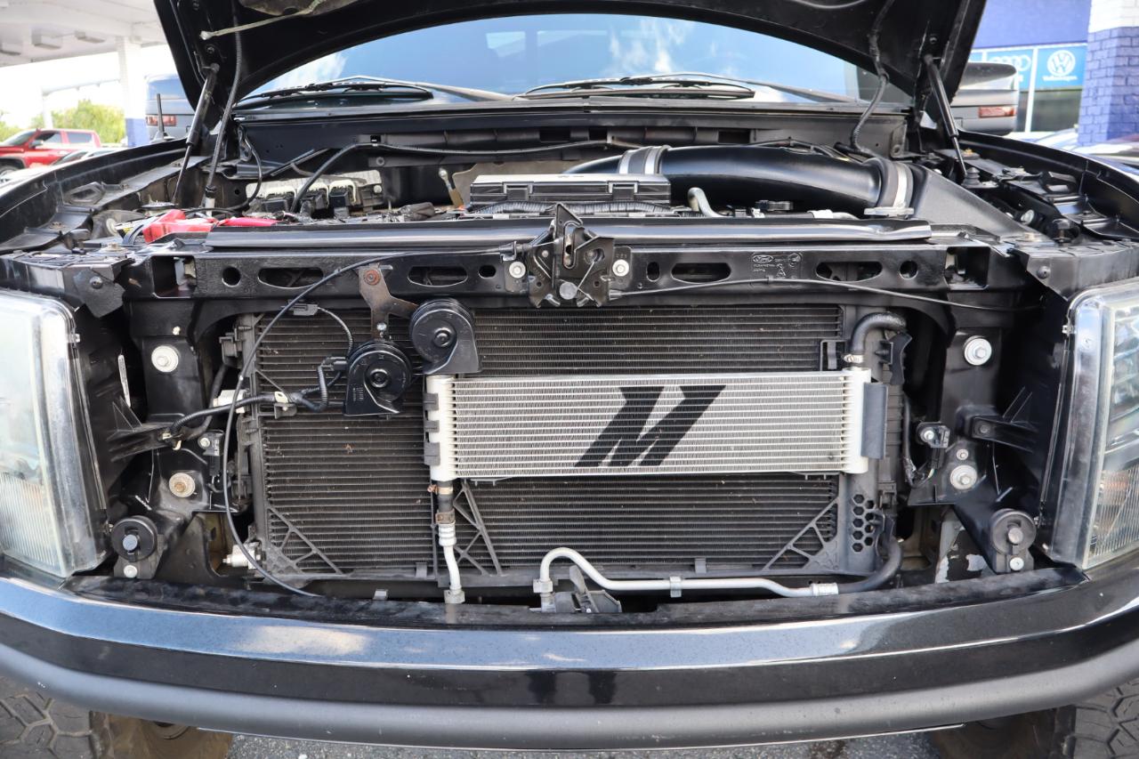 Ford F-150 4WD SuperCrew 145" SVT Raptor 2013