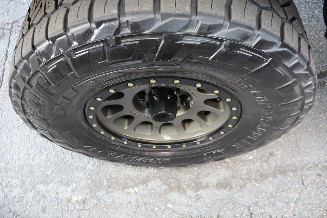 Ford F-150 4WD SuperCrew 145" SVT Raptor 2013