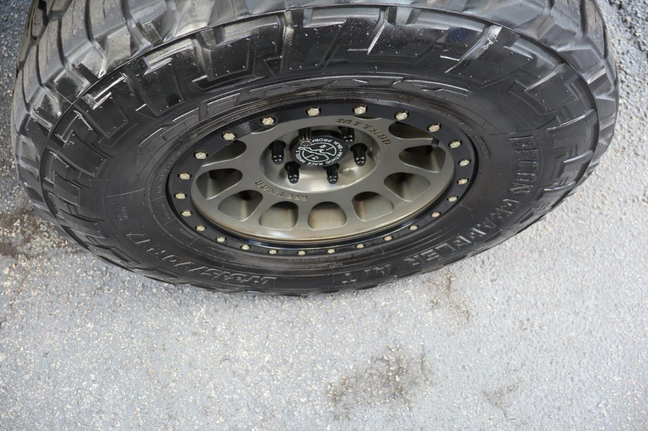 Ford F-150 4WD SuperCrew 145" SVT Raptor 2013