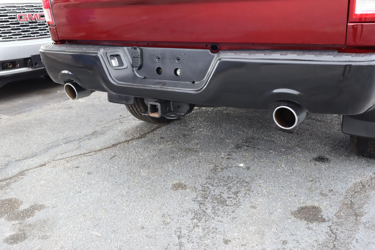 RAM 1500 4WD Crew Cab 140.5" Express 2016