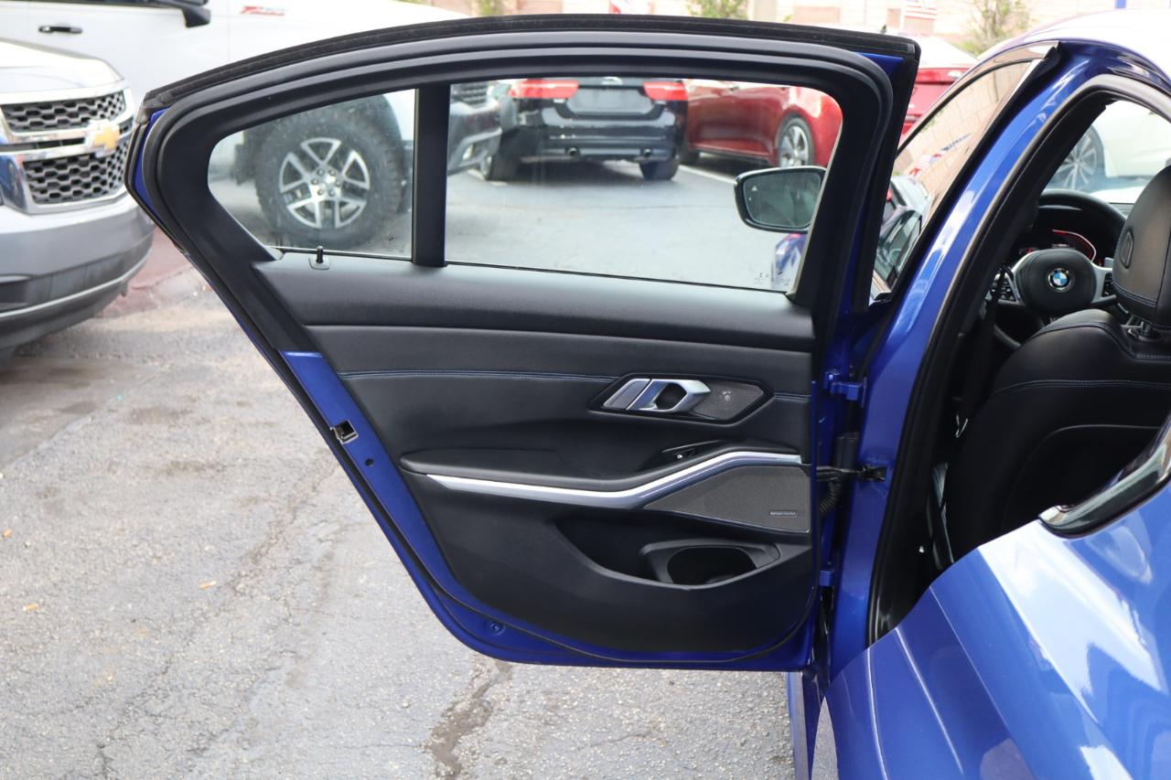 BMW 3 Series 330i xDrive Sedan 2019