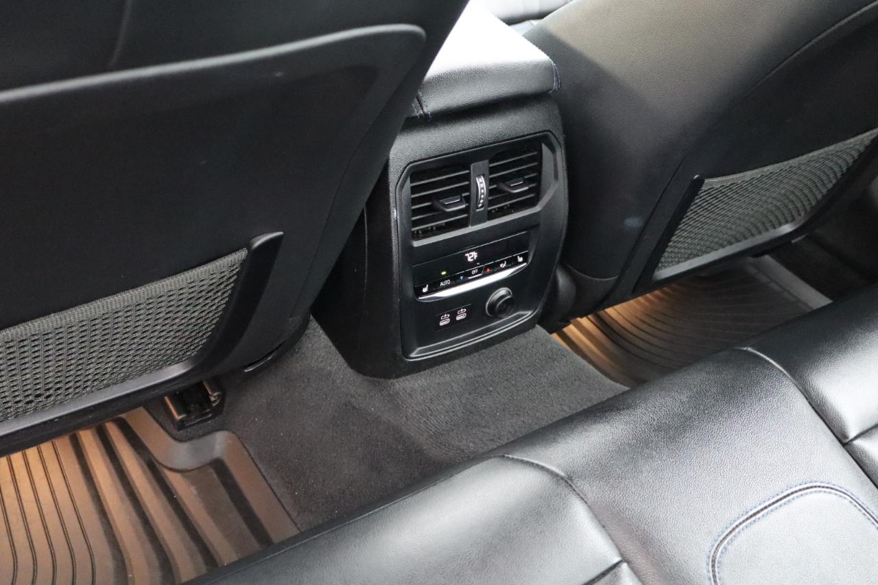 BMW 3 Series 330i xDrive Sedan 2019