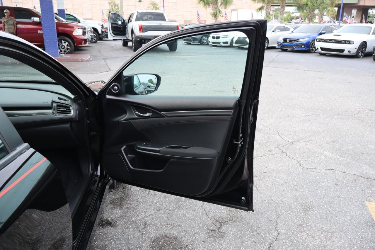 Honda Civic Si Sedan Manual w/Summer Tires 2020
