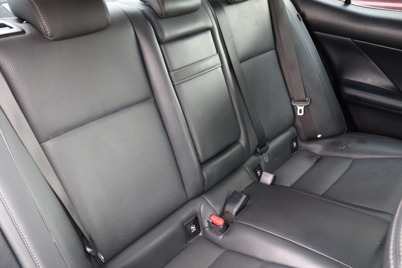 Lexus IS 250 4dr Sport Sdn Auto RWD 2014