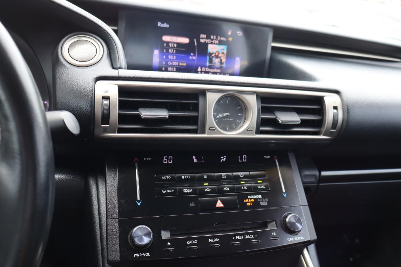 Lexus IS 250 4dr Sport Sdn Auto RWD 2014