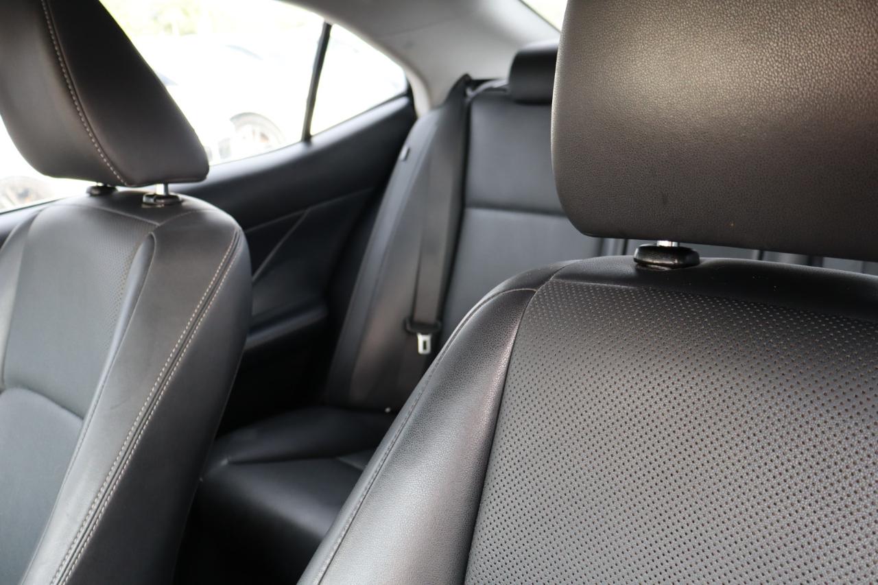 Lexus IS 250 4dr Sport Sdn Auto RWD 2014