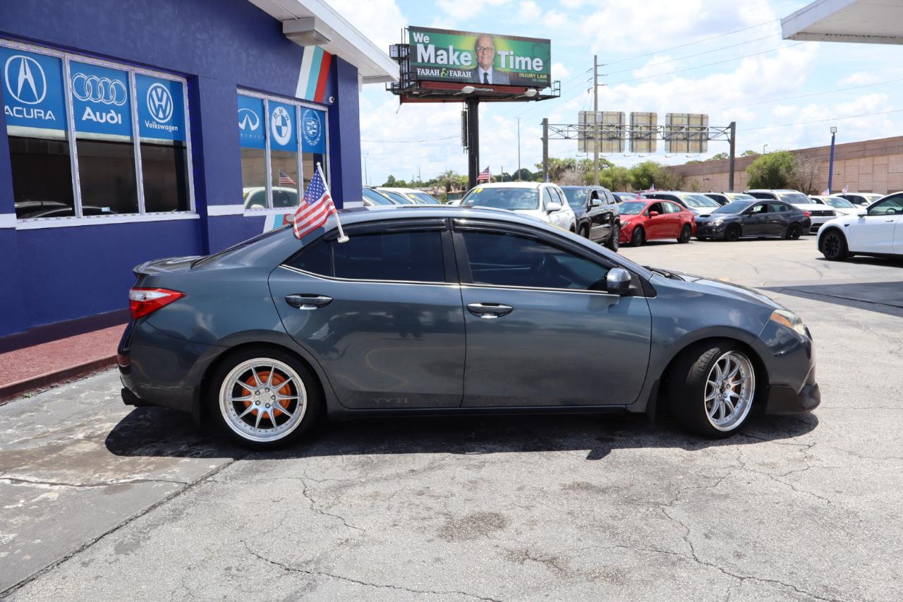 Toyota Corolla 4dr Sdn CVT LE Premium (Natl) 2014