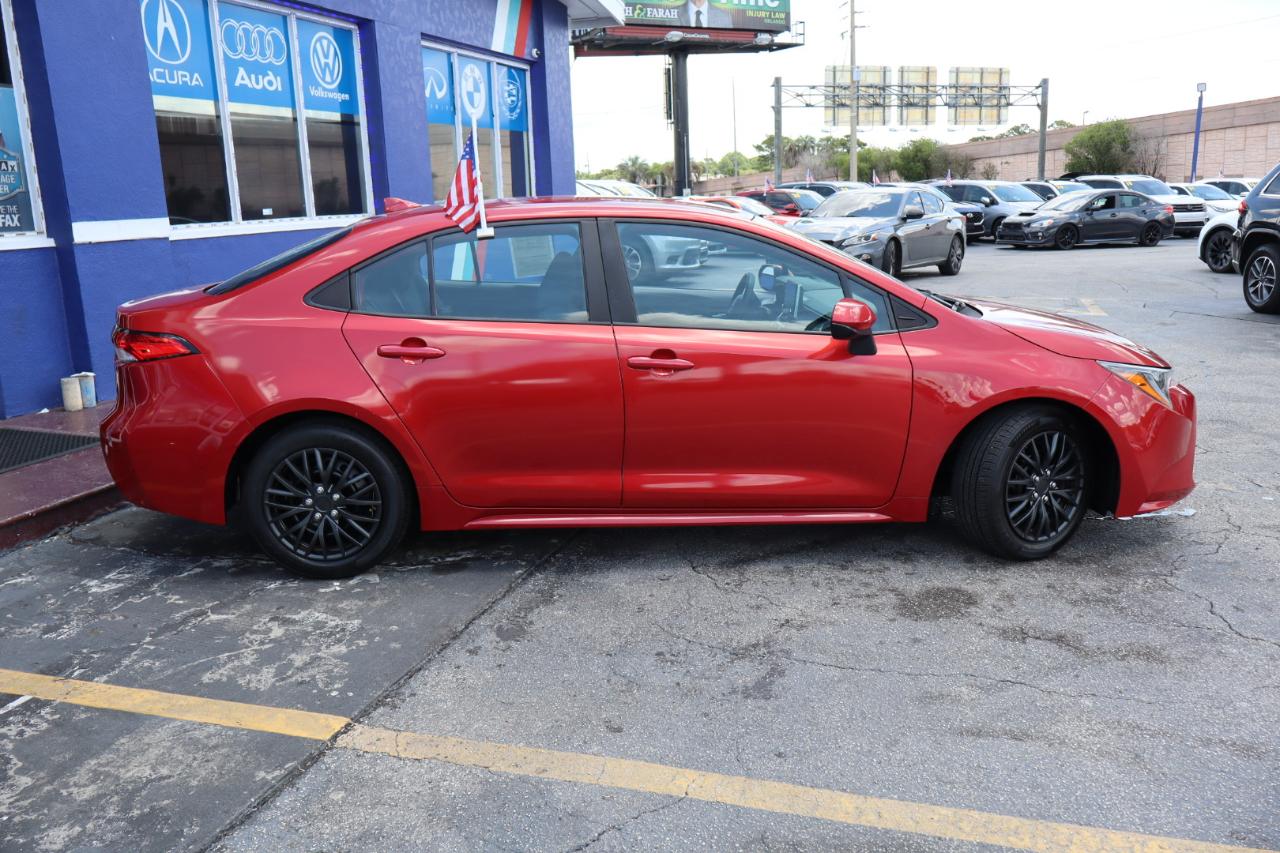 Toyota Corolla LE CVT (Natl) 2021