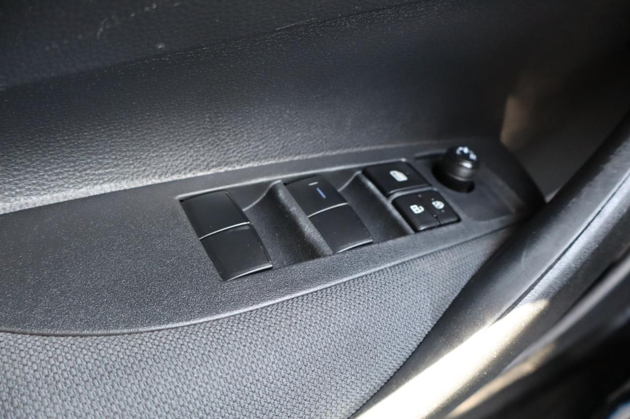 Toyota Corolla LE CVT (Natl) 2021