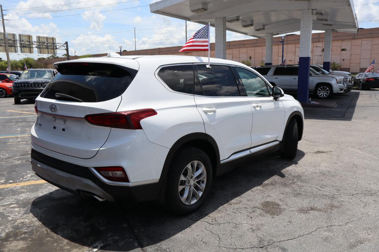Hyundai Santa Fe SEL 2.4L Auto FWD 2019