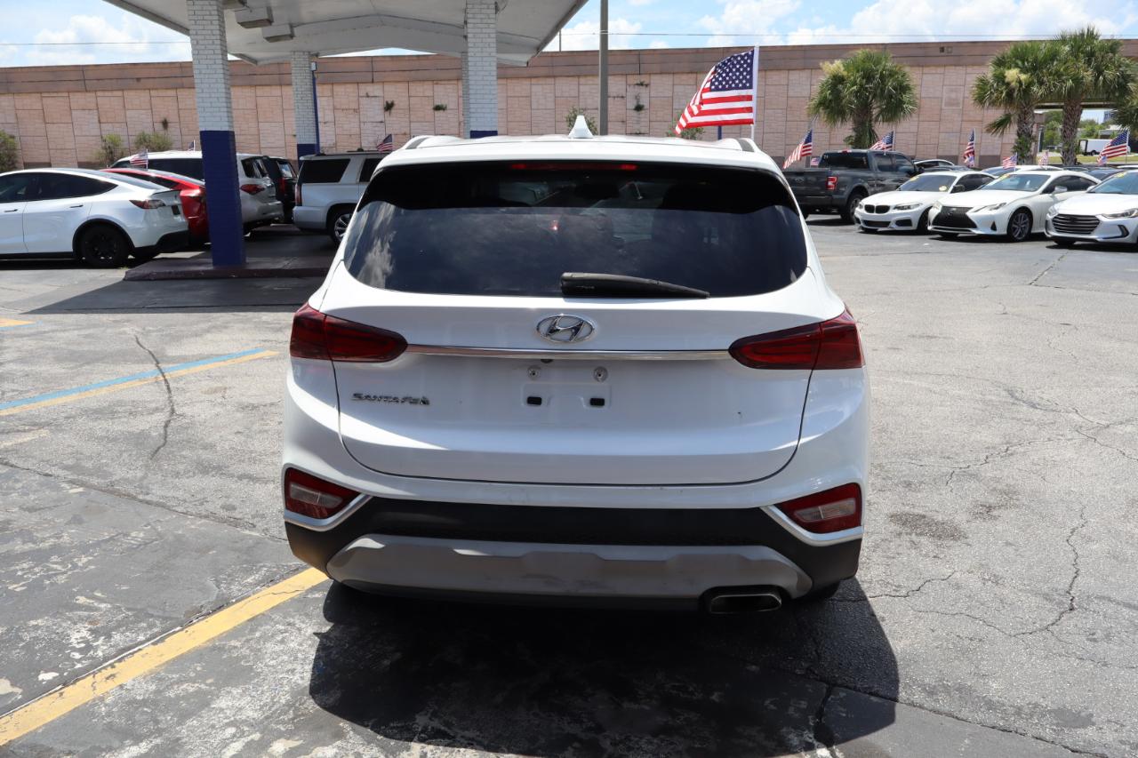 Hyundai Santa Fe SEL 2.4L Auto FWD 2019