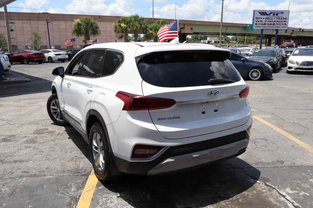 Hyundai Santa Fe SEL 2.4L Auto FWD 2019