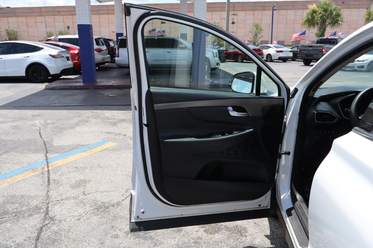 Hyundai Santa Fe SEL 2.4L Auto FWD 2019