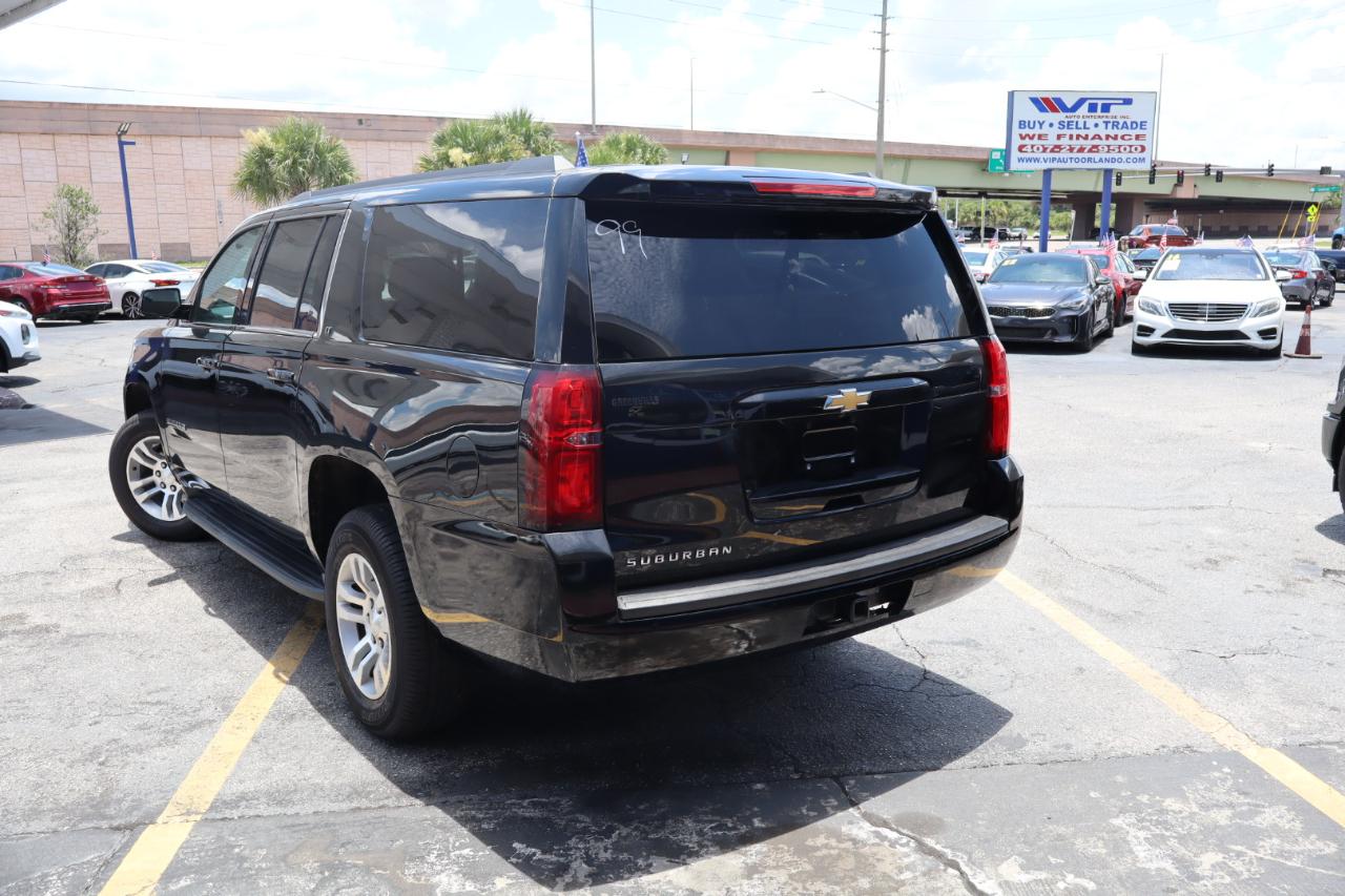 Chevrolet Suburban 4WD 4dr 1500 LT 2019