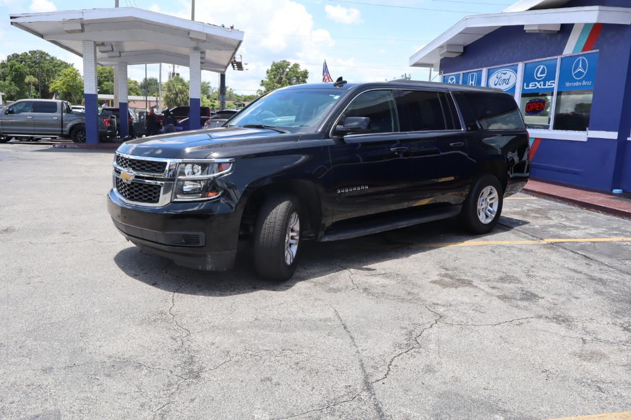 Chevrolet Suburban 4WD 4dr 1500 LT 2019