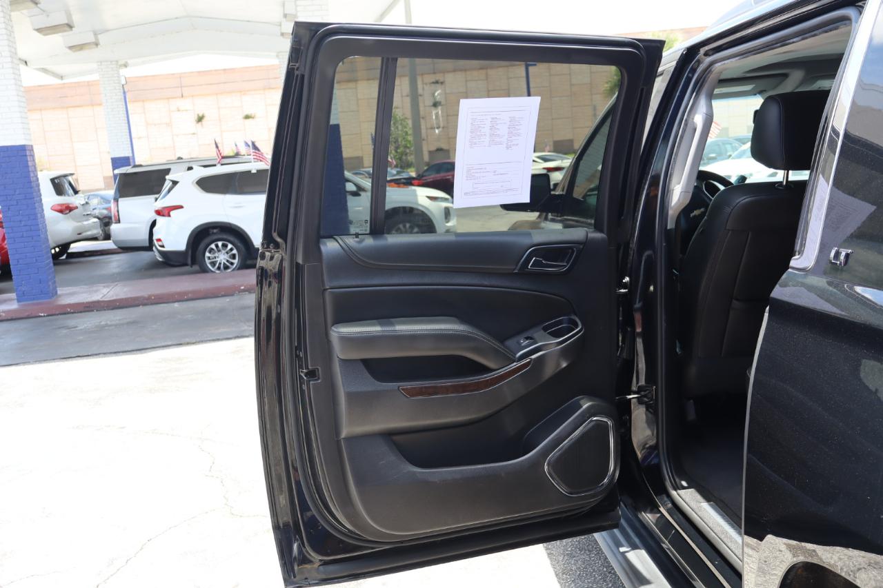 Chevrolet Suburban 4WD 4dr 1500 LT 2019