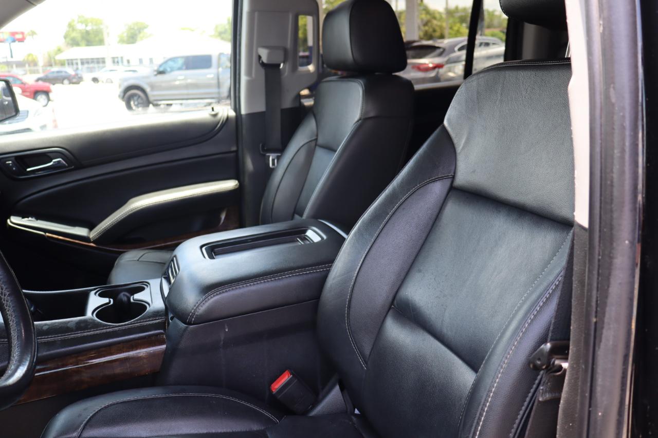 Chevrolet Suburban 4WD 4dr 1500 LT 2019