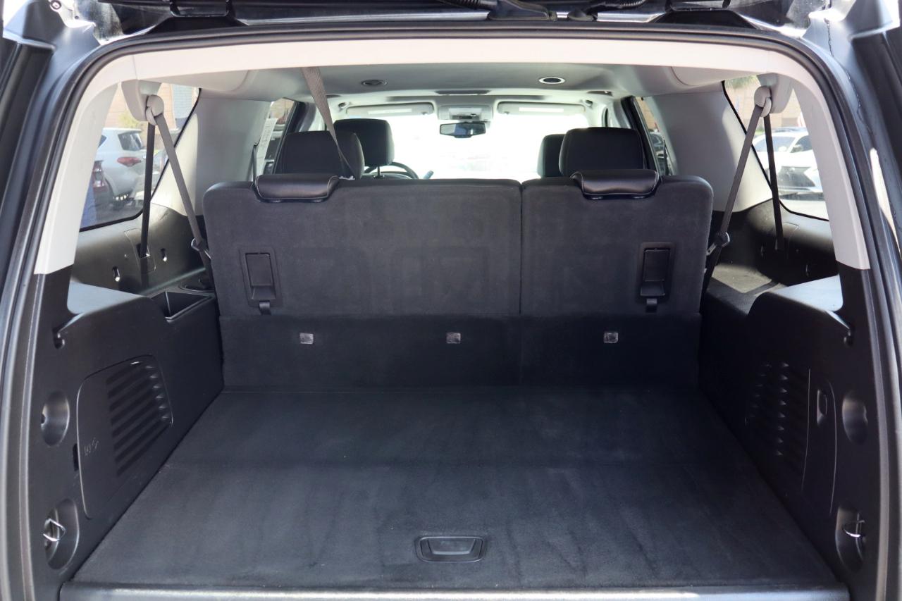 Chevrolet Suburban 4WD 4dr 1500 LT 2019