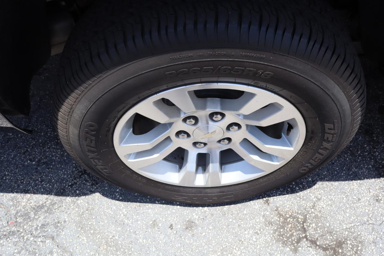 Chevrolet Suburban 4WD 4dr 1500 LT 2019