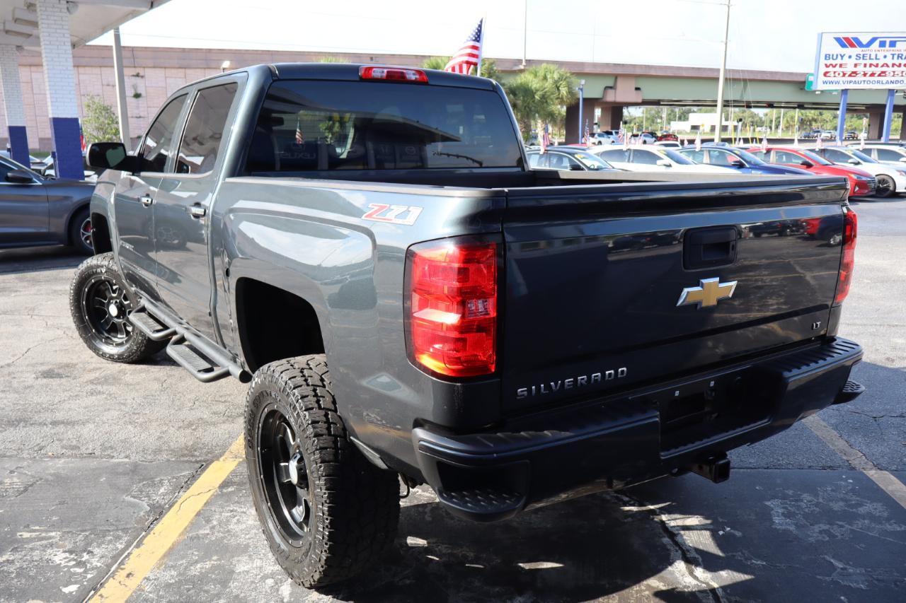 Chevrolet Silverado 1500 4WD Crew Cab 143.5" LT w/2LT 2017