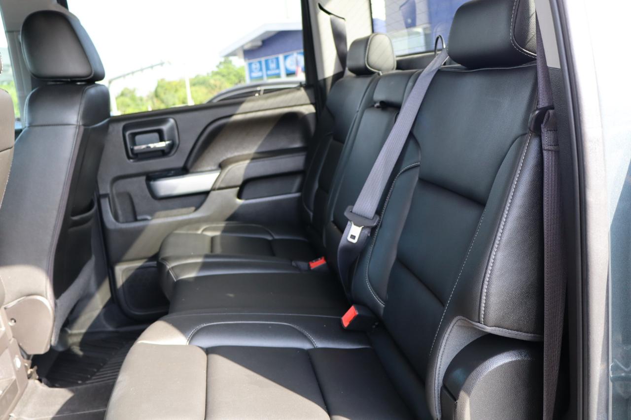 Chevrolet Silverado 1500 4WD Crew Cab 143.5" LT w/2LT 2017