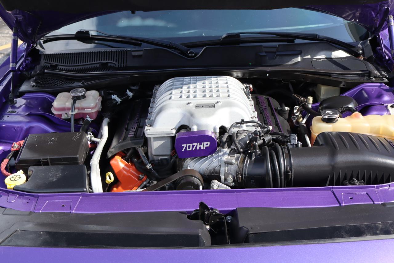Dodge Challenger 2dr Cpe SRT Hellcat 2016