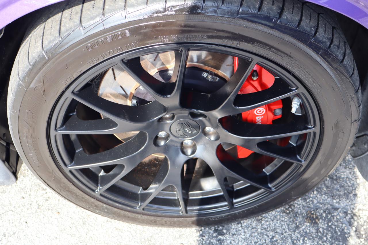 Dodge Challenger 2dr Cpe SRT Hellcat 2016