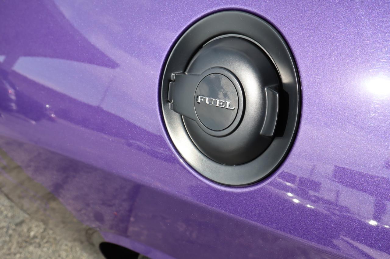 Dodge Challenger 2dr Cpe SRT Hellcat 2016