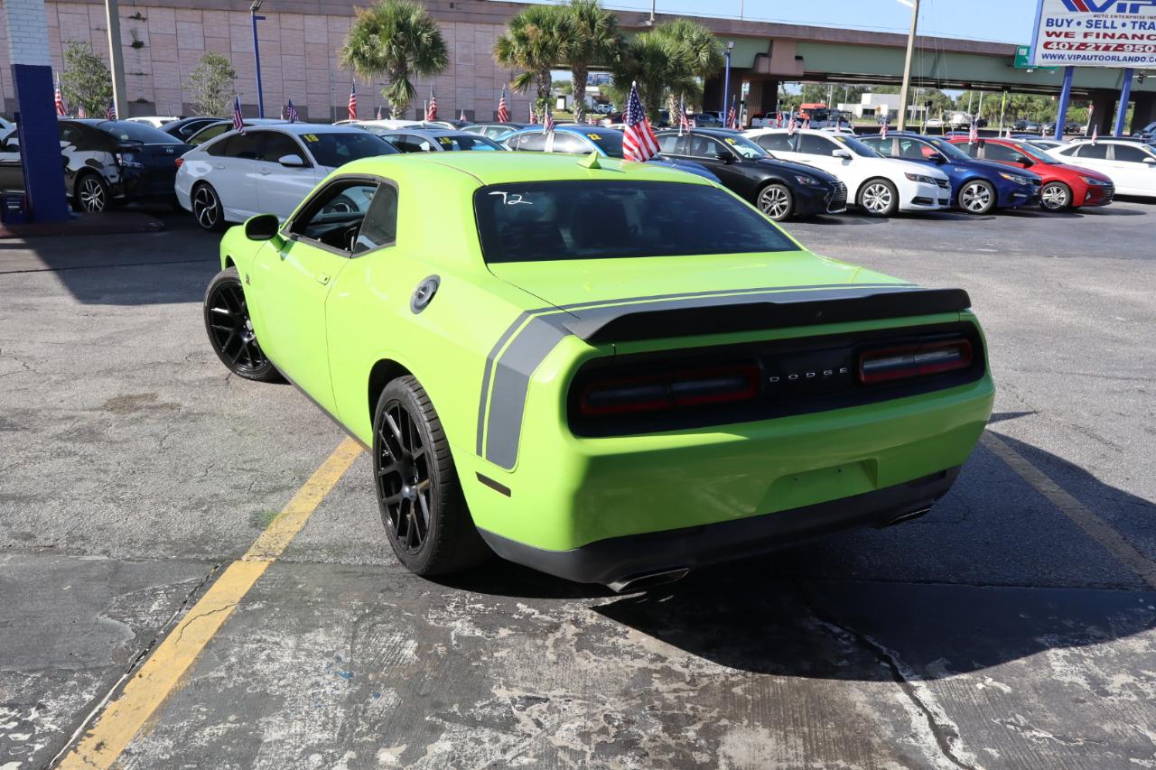 Dodge Challenger 2dr Cpe R/T Scat Pack 2015