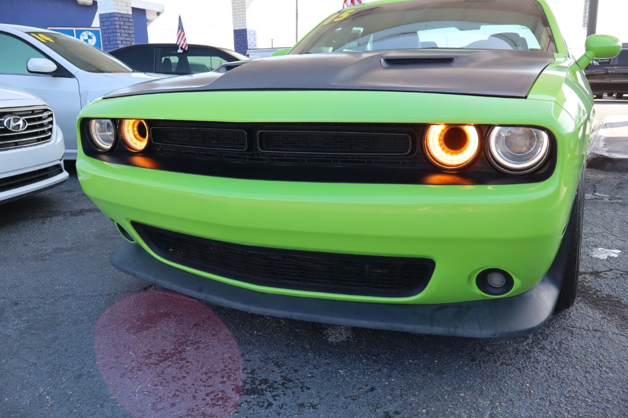 Dodge Challenger 2dr Cpe R/T Scat Pack 2015