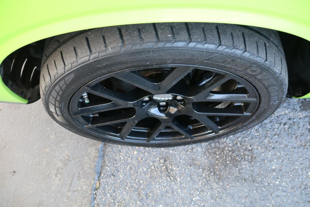 Dodge Challenger 2dr Cpe R/T Scat Pack 2015