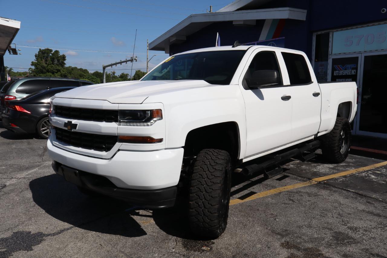 Chevrolet Silverado 1500 4WD Crew Cab 153.0" Custom 2018