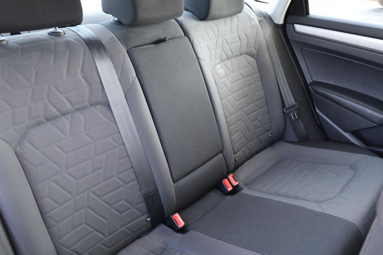 Volkswagen Passat 2.0T S Auto 2021