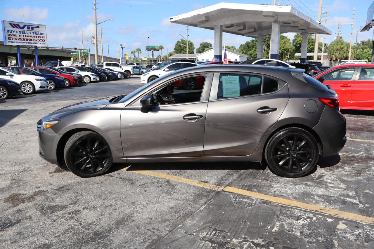 Mazda Mazda3 5-Door Grand Touring Manual 2018