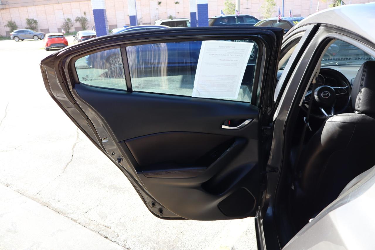 Mazda Mazda3 5-Door Grand Touring Manual 2018