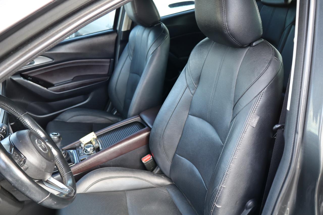 Mazda Mazda3 5-Door Grand Touring Manual 2018