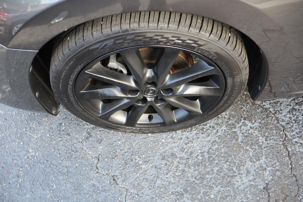 Mazda Mazda3 5-Door Grand Touring Manual 2018