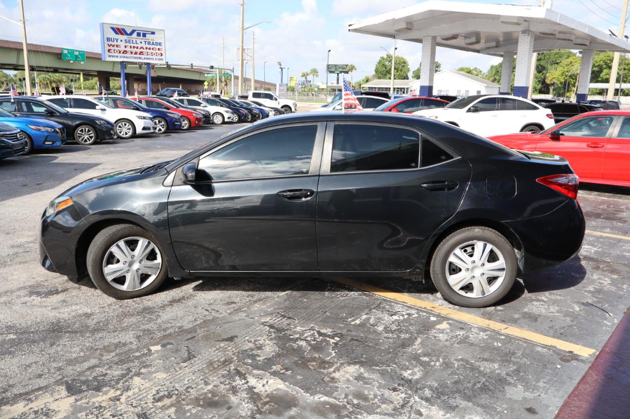 Toyota Corolla 4dr Sdn CVT LE (Natl) 2016