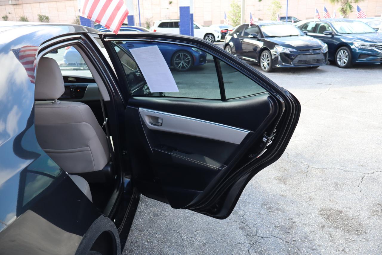 Toyota Corolla 4dr Sdn CVT LE (Natl) 2016