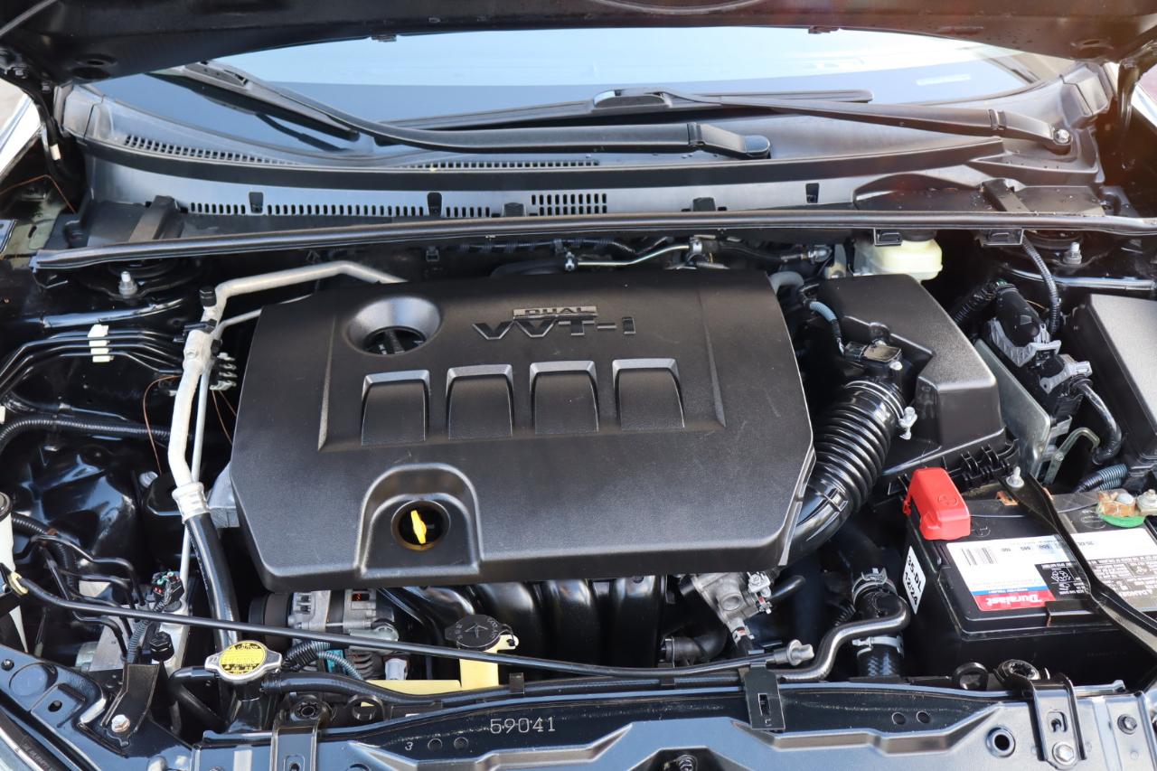 Toyota Corolla 4dr Sdn CVT LE (Natl) 2016
