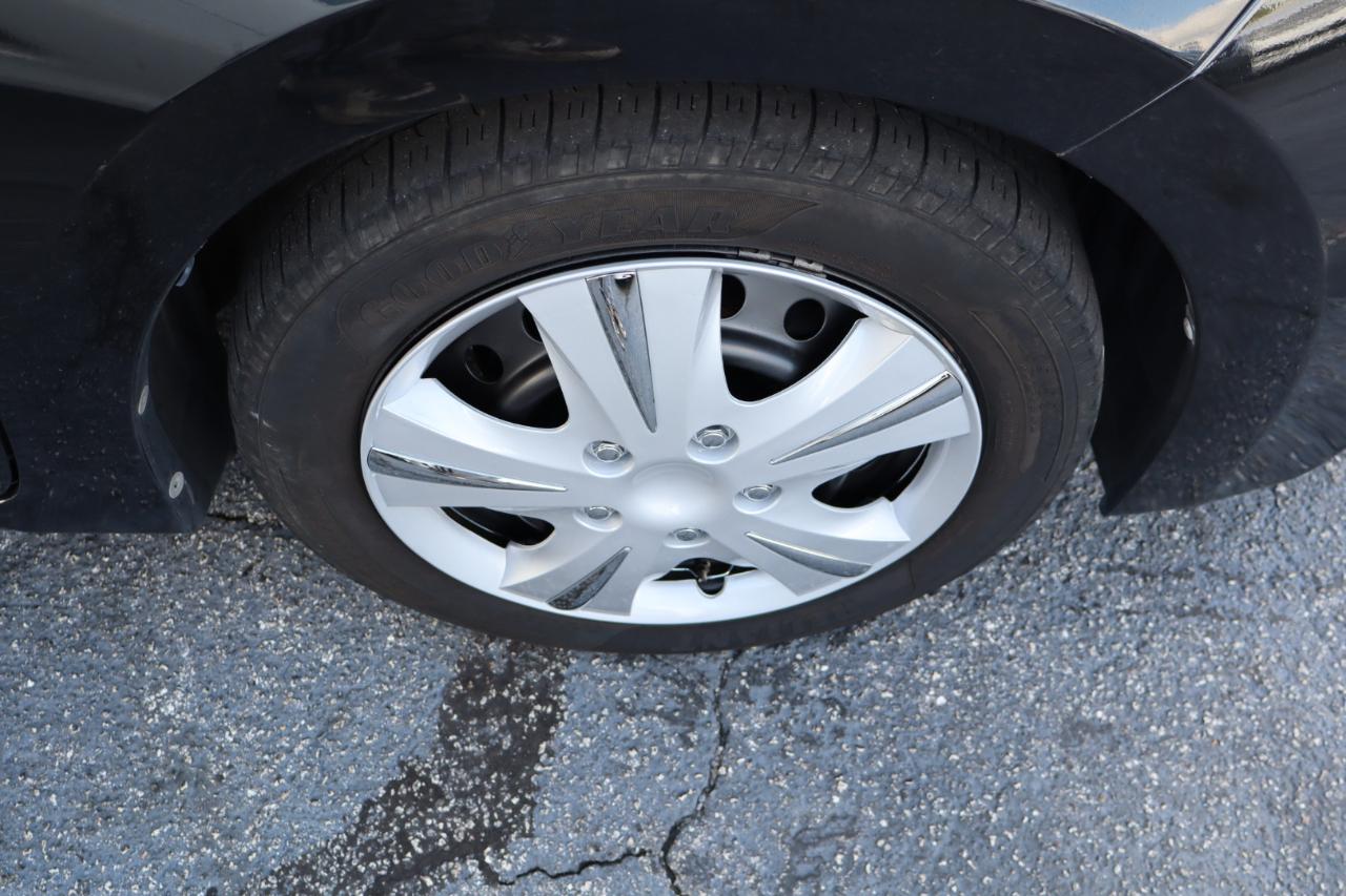 Toyota Corolla 4dr Sdn CVT LE (Natl) 2016