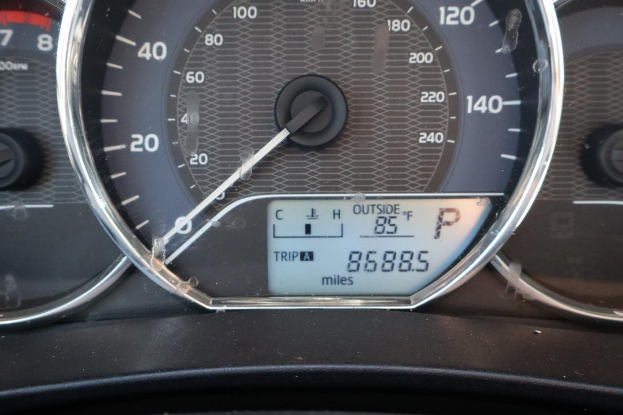 Toyota Corolla 4dr Sdn CVT LE (Natl) 2016